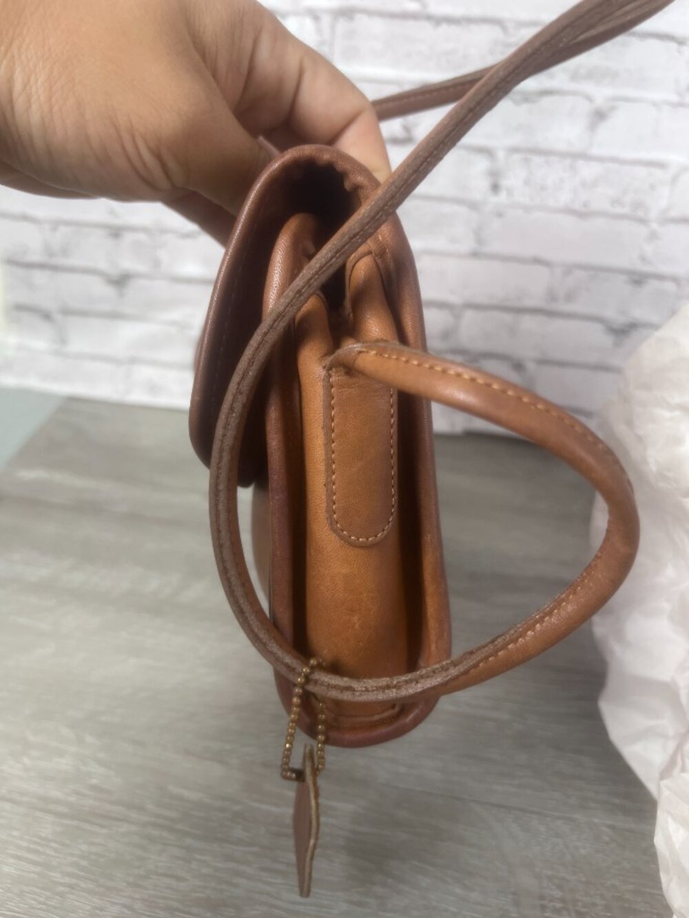 Vintage Coach 9892  Chrystie British Tan Leather Crossbody Bag Purse 90s - Picture 5 of 11